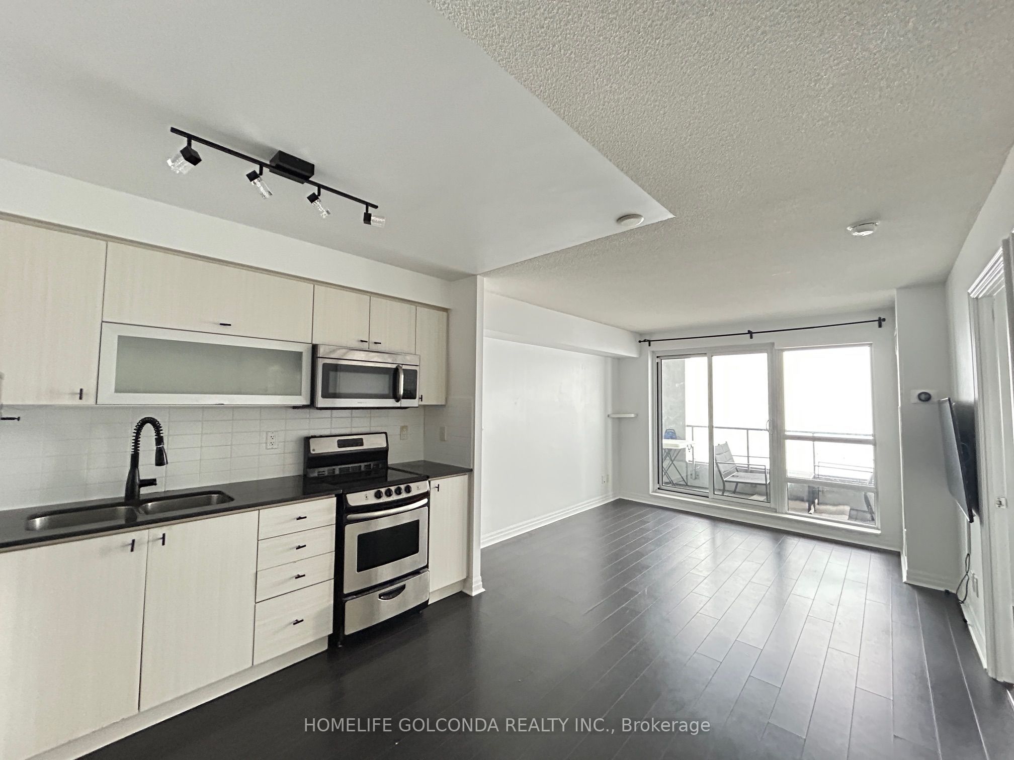 Additional image 4 of 2906-2015 Sheppard Avenue E, Toronto, ON, M2J 0B3