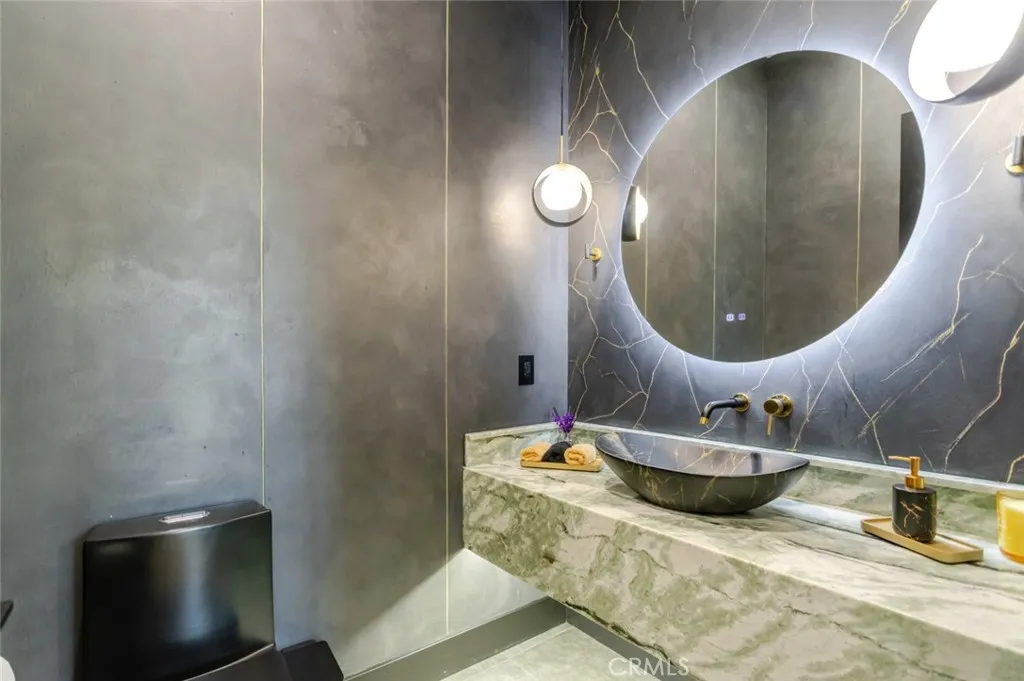 Additional image 128 of 7714 Lasaine Avenue, Northridge, CA 91325