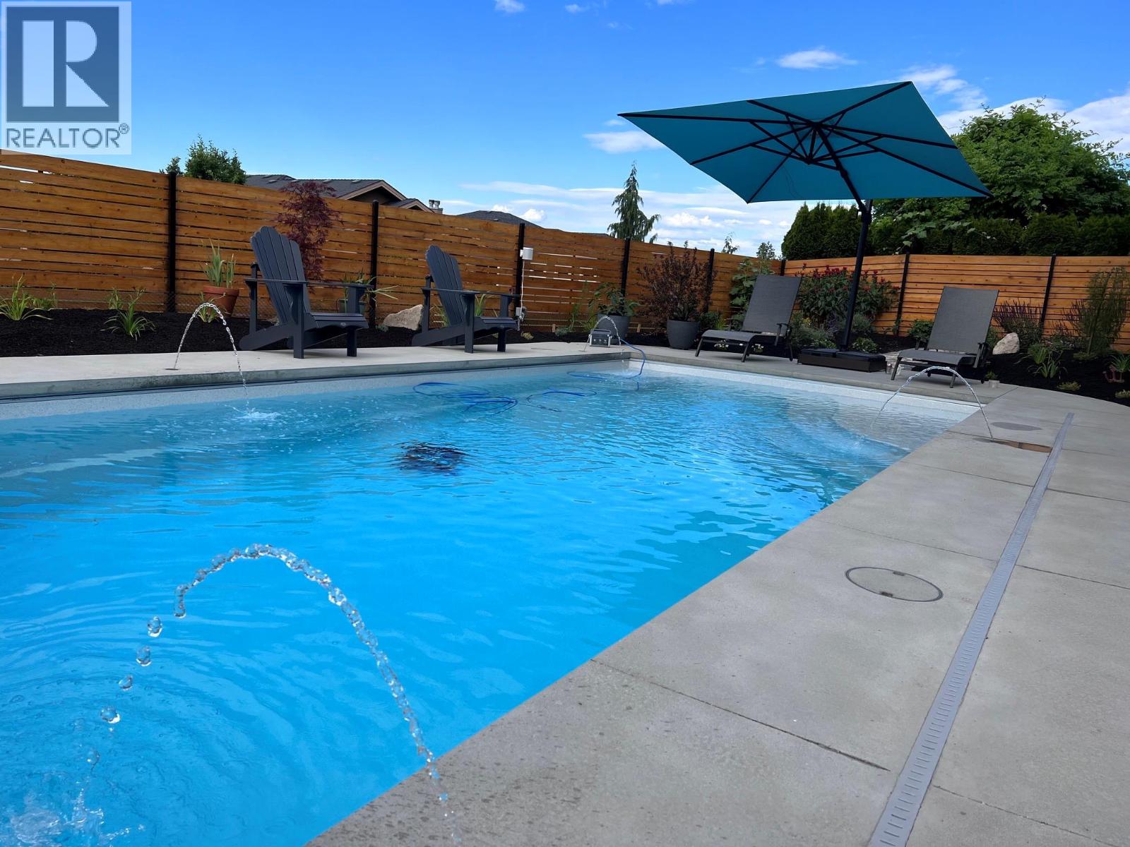 Additional image 2 of 667 Devonian Avenue, Kelowna, BC, V1W5C2