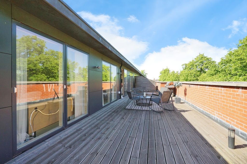 Additional image 5 of 3 bed flat for saleStation Road, Ashby-De-La-Zouch, Leicestershire LE65