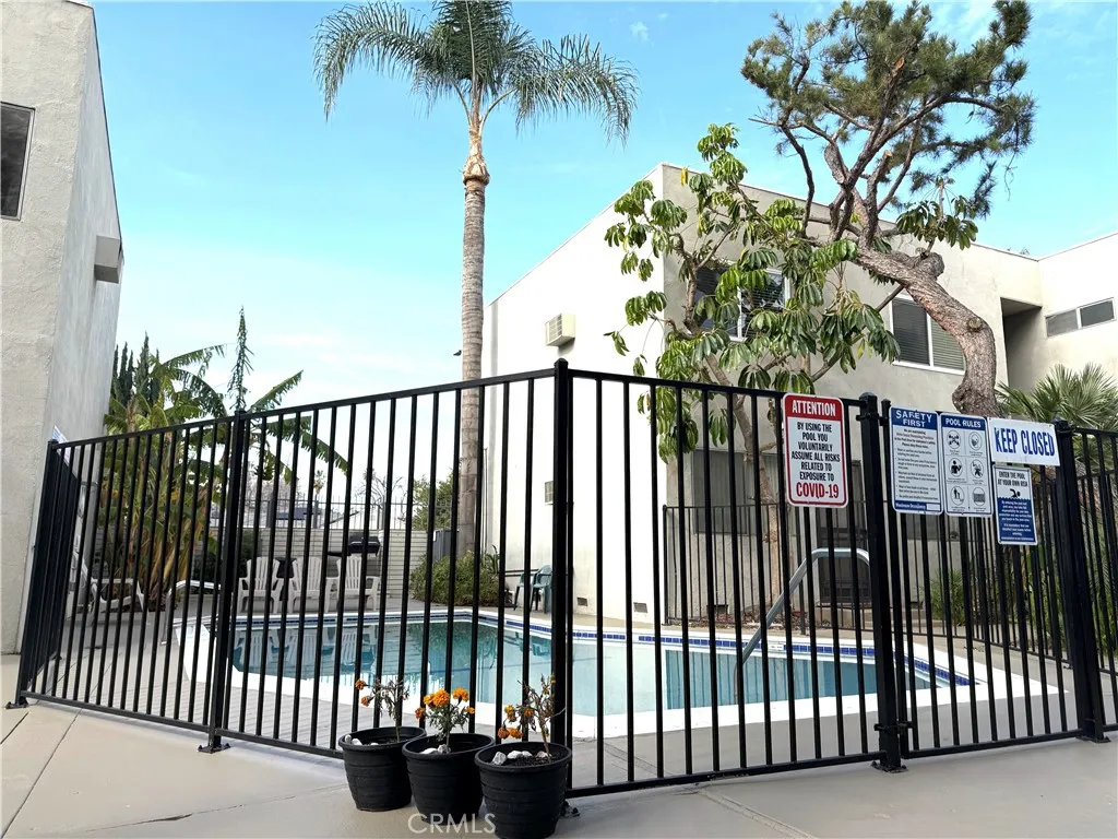 Additional image 12 of 18657 Collins Street Unit 20, Tarzana, CA 91356