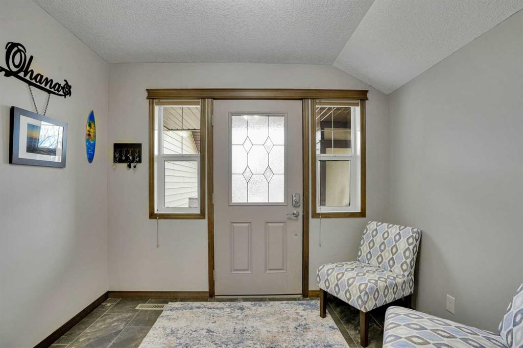 300 Coopers Hill SW, Airdrie, AB, T4B 0S1