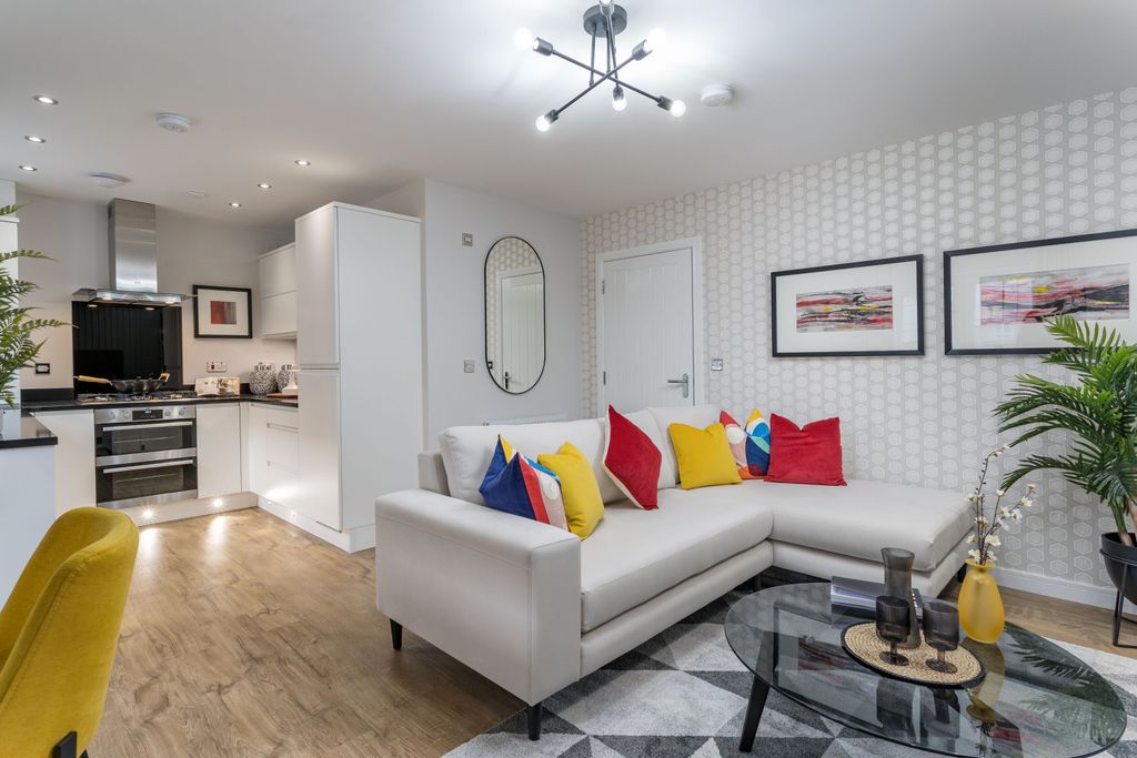 Additional image 6 of 2 bed flat for sale"Flat Type E" at Laymoor Avenue, Renfrew PA4