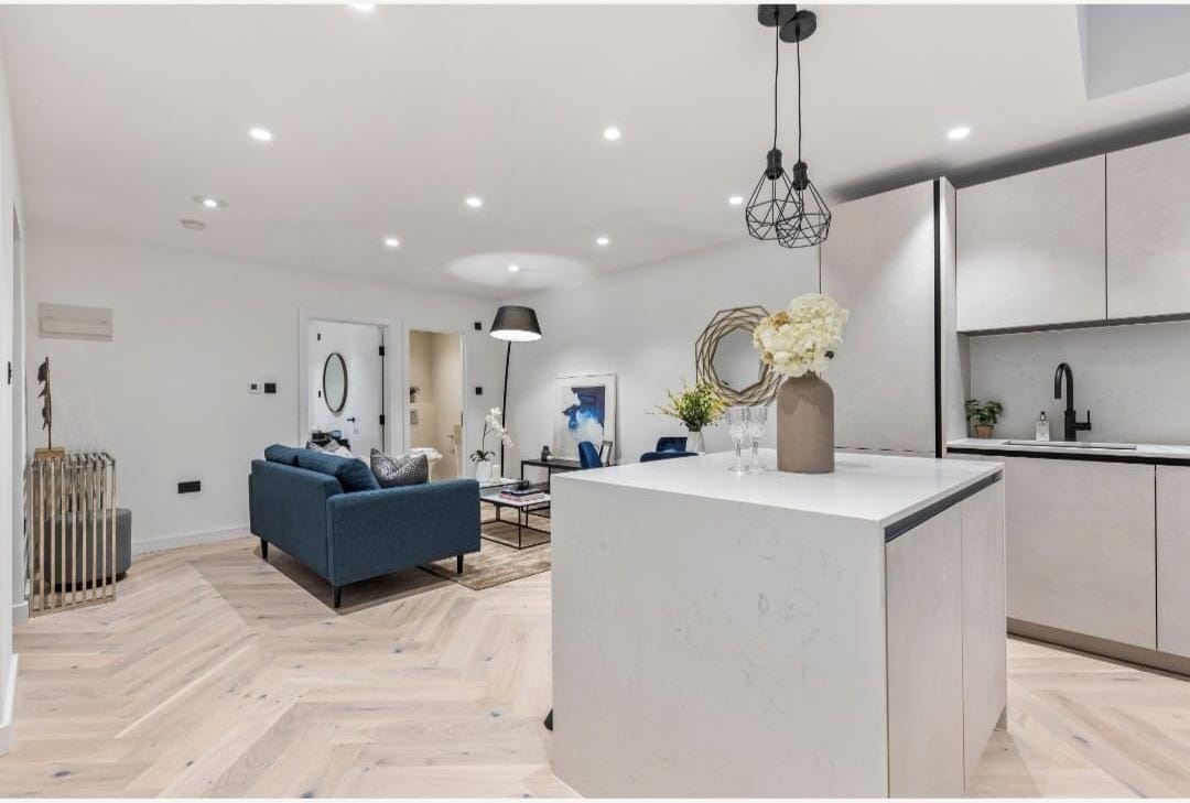 Additional image 7 of 2 Bed Bungalow, Grove End House, NW8, N1 7GU