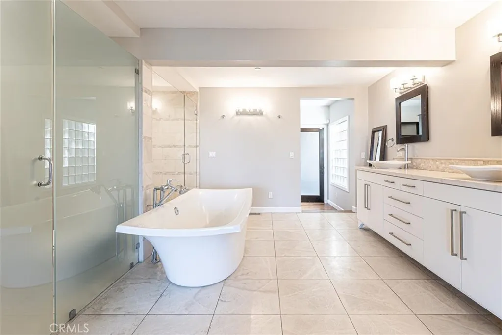 Additional image 28 of 756 Bluebird Canyon Dr, Laguna Beach, CA 92651