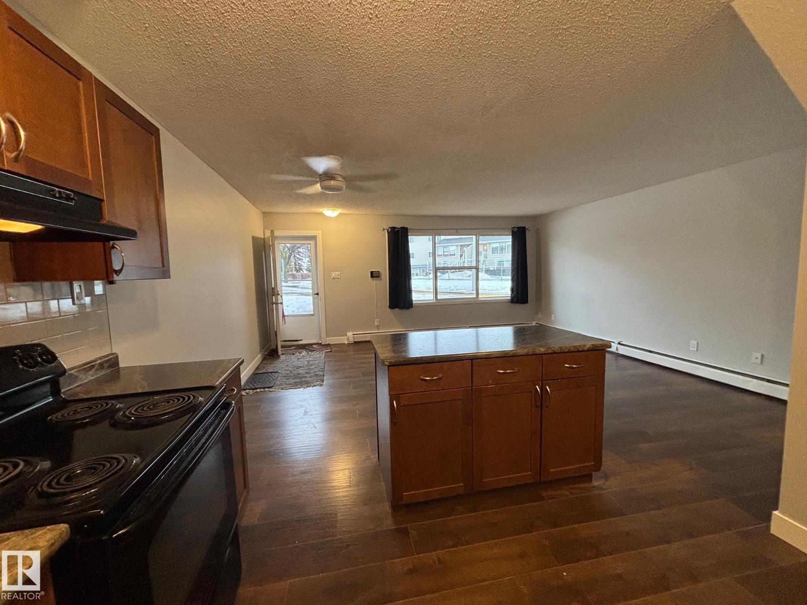 Additional image 4 of 40-13590 38 Street NW, Edmonton, AB, T5A2W7