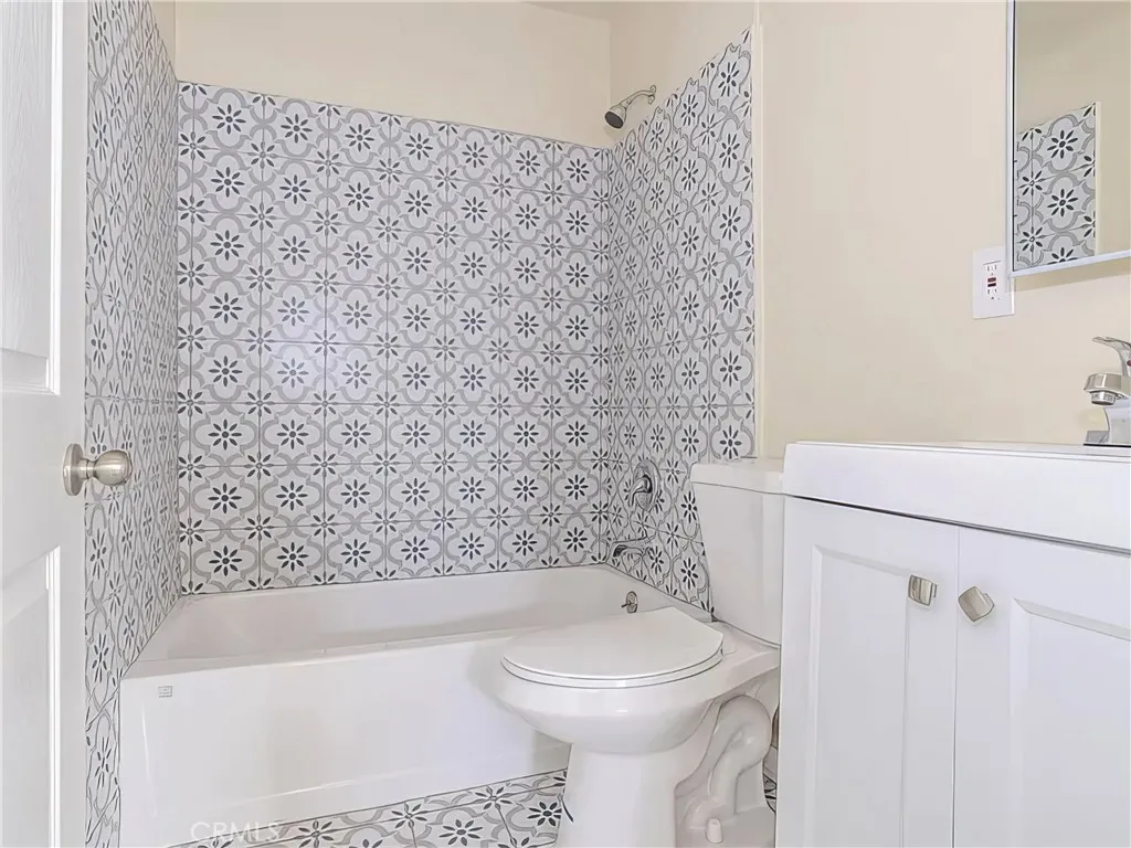 Additional image 9 of 12971 Montford st, Pacoima, CA 91331