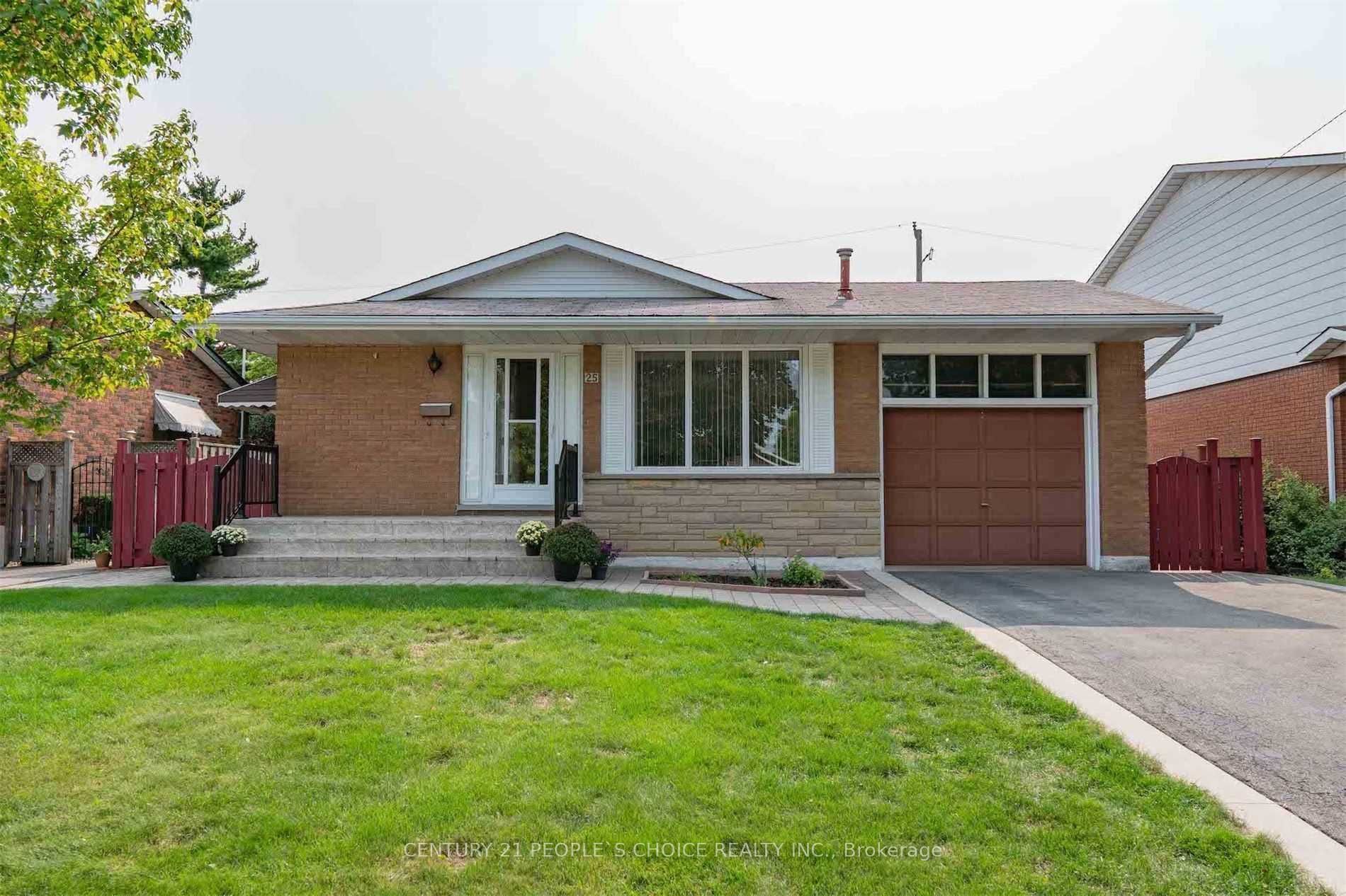 25 Darlington Drive, Hamilton, ON, L9C 2L8