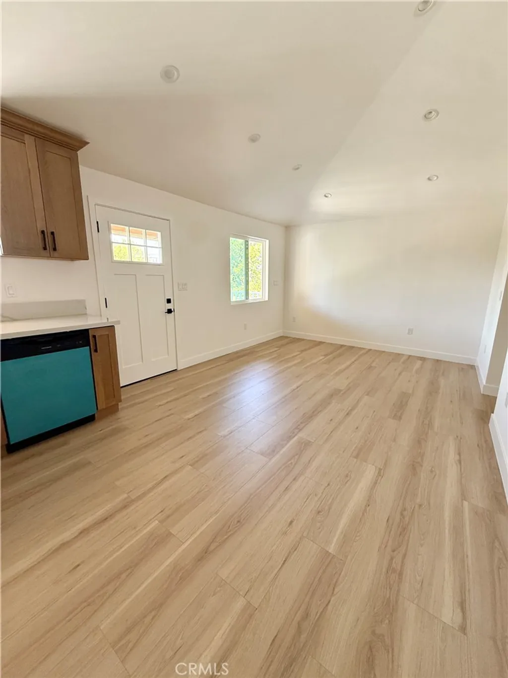 Additional image 6 of 20407 Strathern St Unit 20411, Winnetka, CA 91306