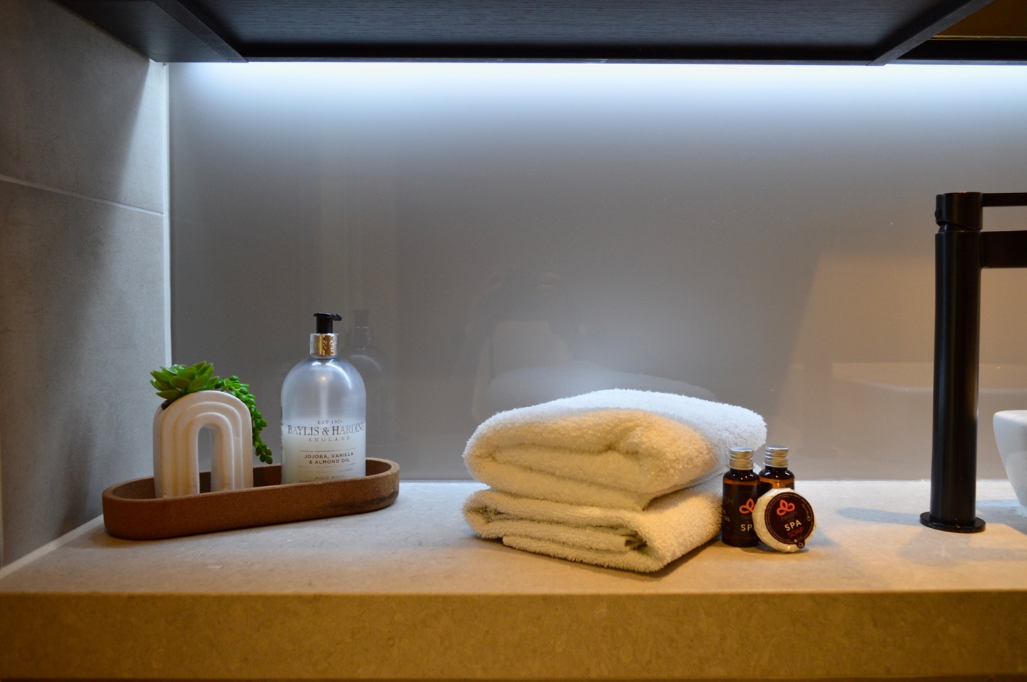 Additional image 7 of 2 Bed Flat, Exchange Gardens, SW8, N1 7GU