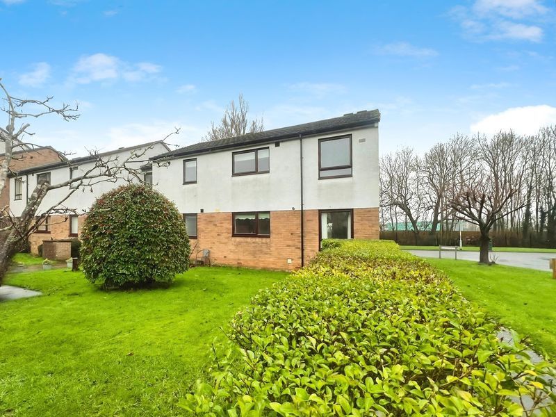 2 bed flat for saleMayfair Gardens, Newcastle Upon Tyne NE20