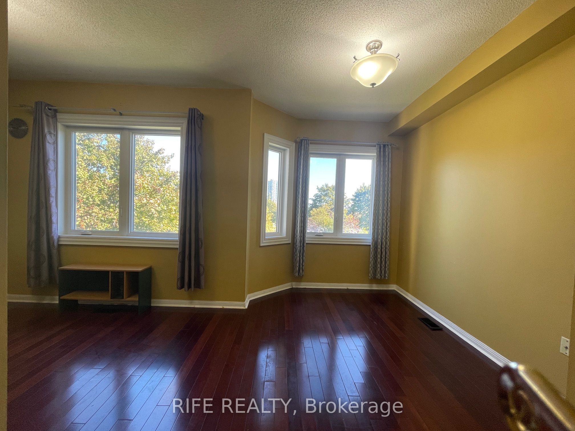 Additional image 3 of Main-156 Town Centre Boulevard, Markham, ON, L3R 5H9