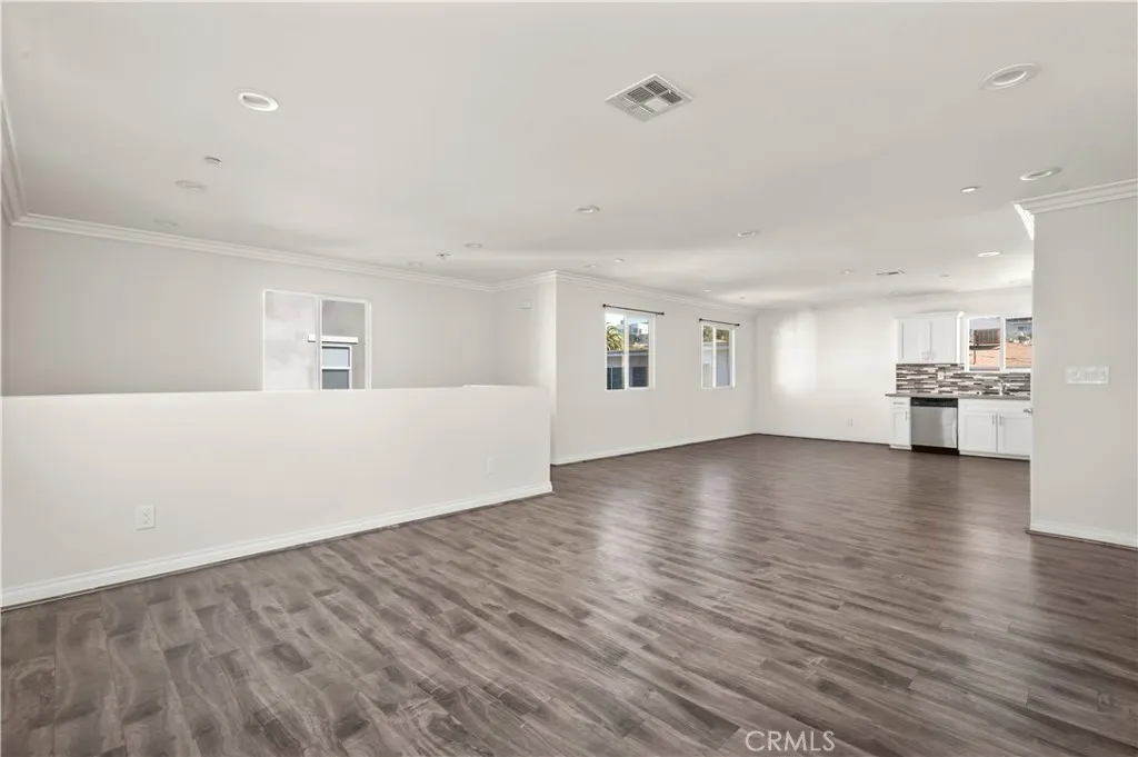 Additional image 19 of 4814 Saturn St, Los Angeles, CA 90019