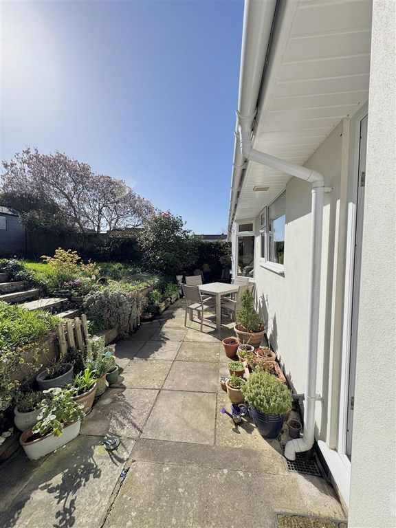 Additional image 32 of 4 bed property for saleSpacious & Airy Dormer Bungalow, Birch Avenue, Clevedon BS21