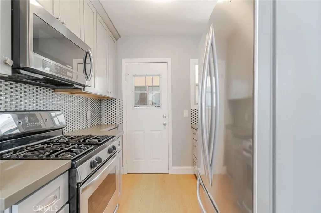 Additional image 9 of 1051 Western Avenue Unit B, Glendale, CA 91501