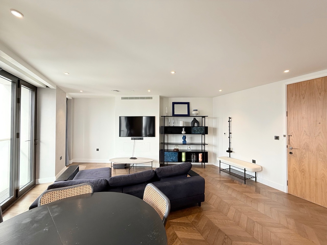 Additional image 9 of 2 Bed Flat, Newton St, WC2B, N1 7GU