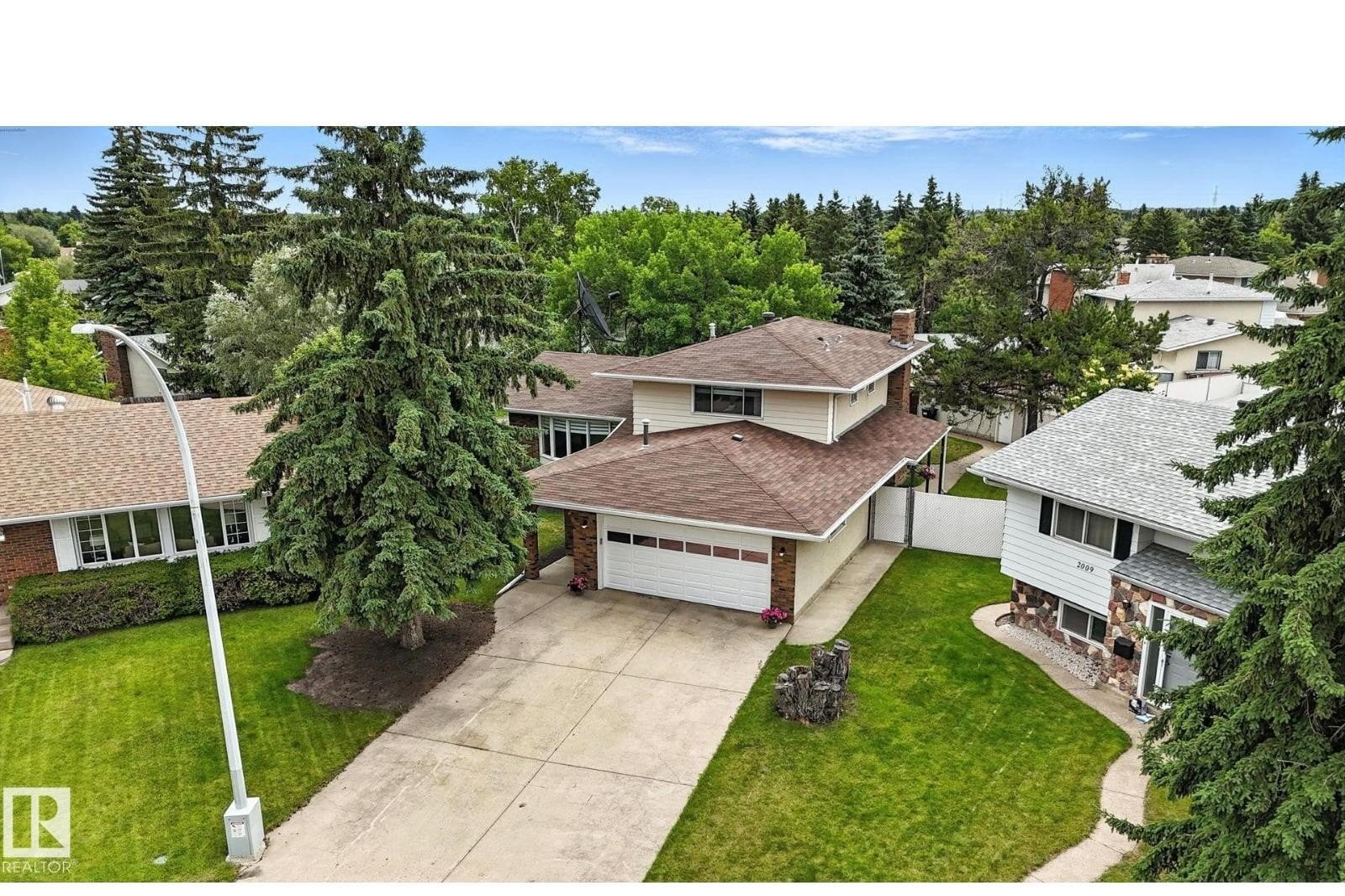 Additional image 7 of 2011 89 Street NW, Edmonton, AB, T6K2A2