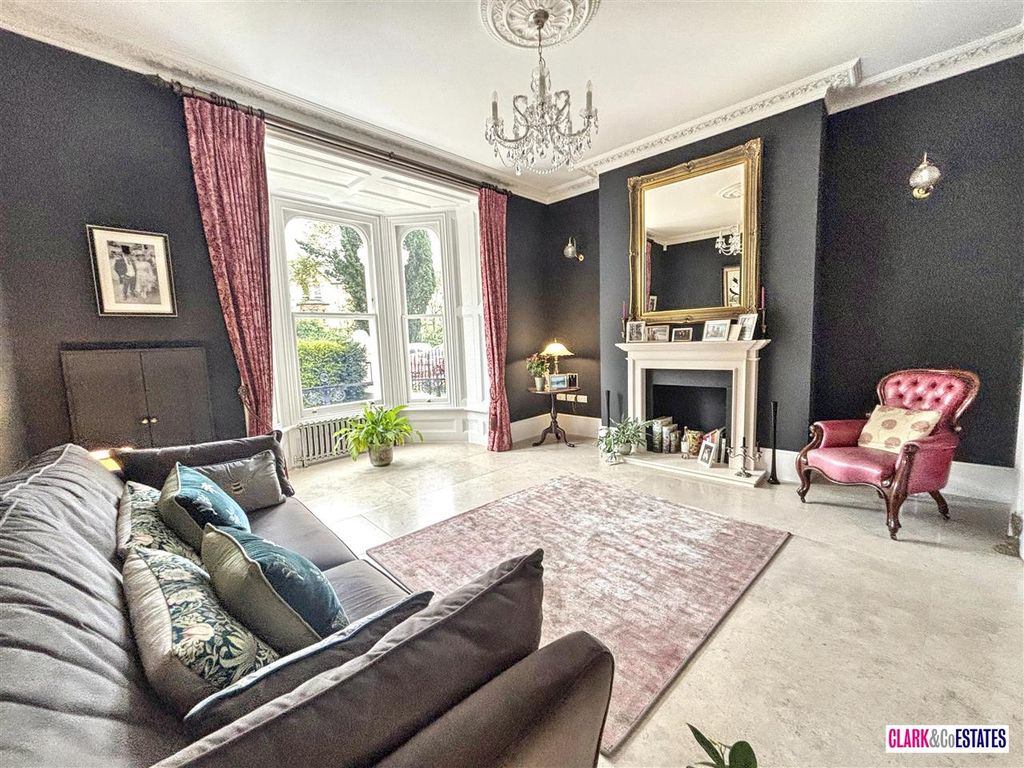 Additional image 6 of 5 bed flat for salePowderham Crescent, Exeter EX4