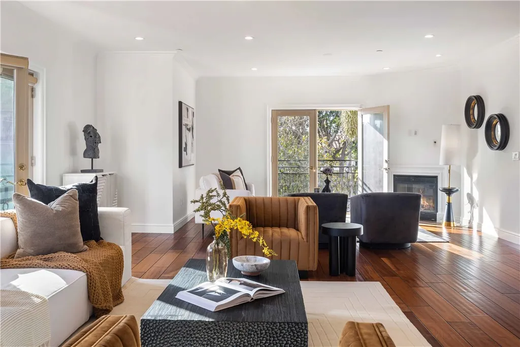 Additional image 17 of 918 S Wooster Street Unit 2, Los Angeles, CA 90035