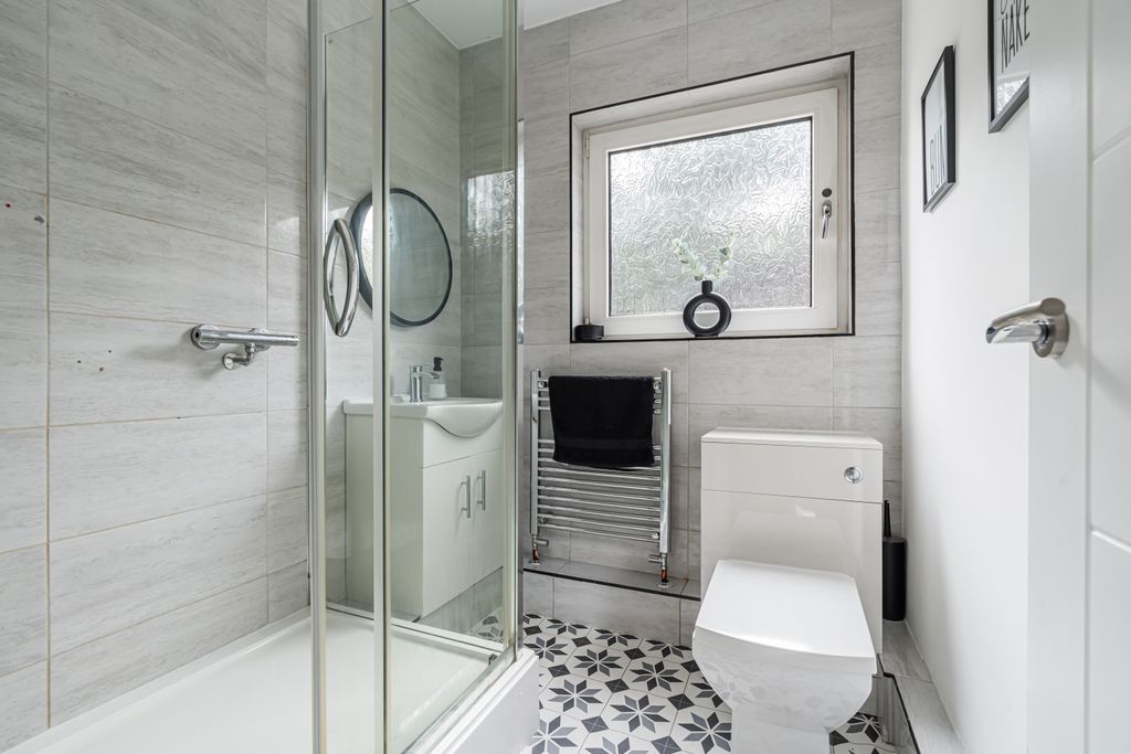 Additional image 18 of 3 bed flat for sale27 Waverley Road, Bonnyrigg EH19