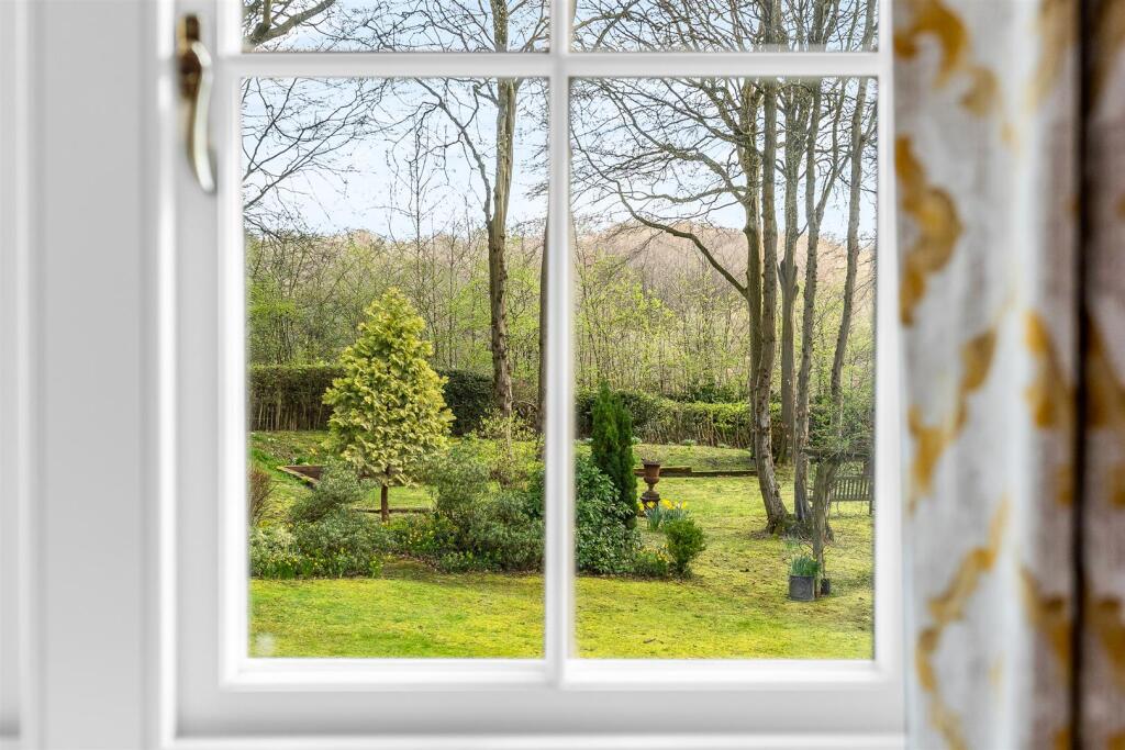 Additional image 14 of Bishops Road, Tewin, Welwyn