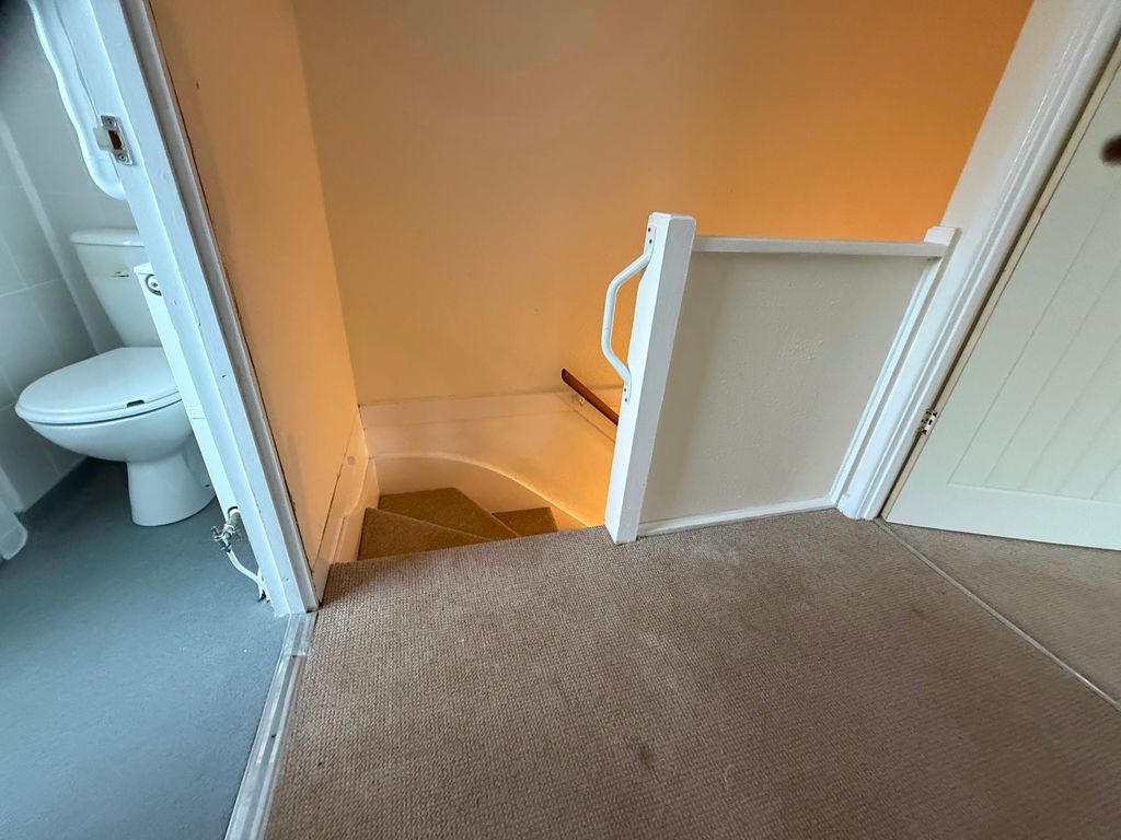 Additional image 8 of 2 bed flat for saleFlat, Belgrave Court, George Street, Pontnewynydd, Pontypool NP4