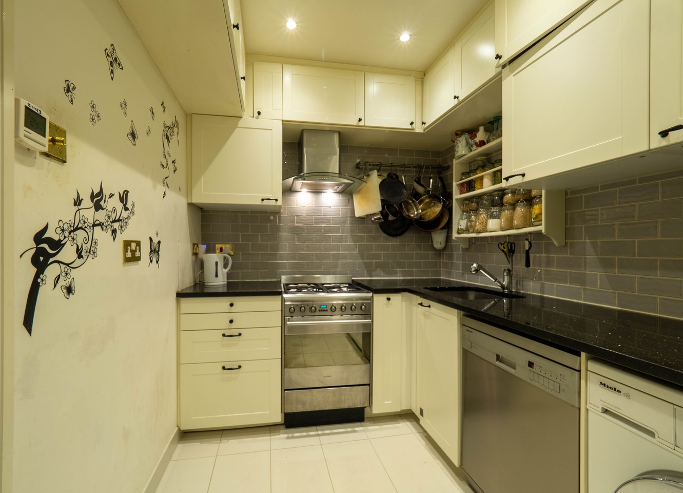 Additional image 4 of 2 Bed Flat, Cleveland Terrace, W2, N1 7GU