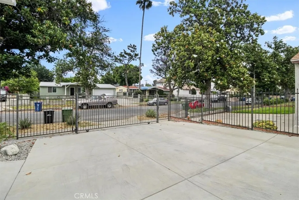 8655 Ranchito Avenue, Panorama City, CA 91402