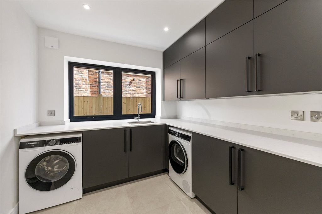 Additional image 12 of 6 bed detached house for saleNavaron House, Wigton Lane, Alwoodley, Leeds, West Yorkshire LS17