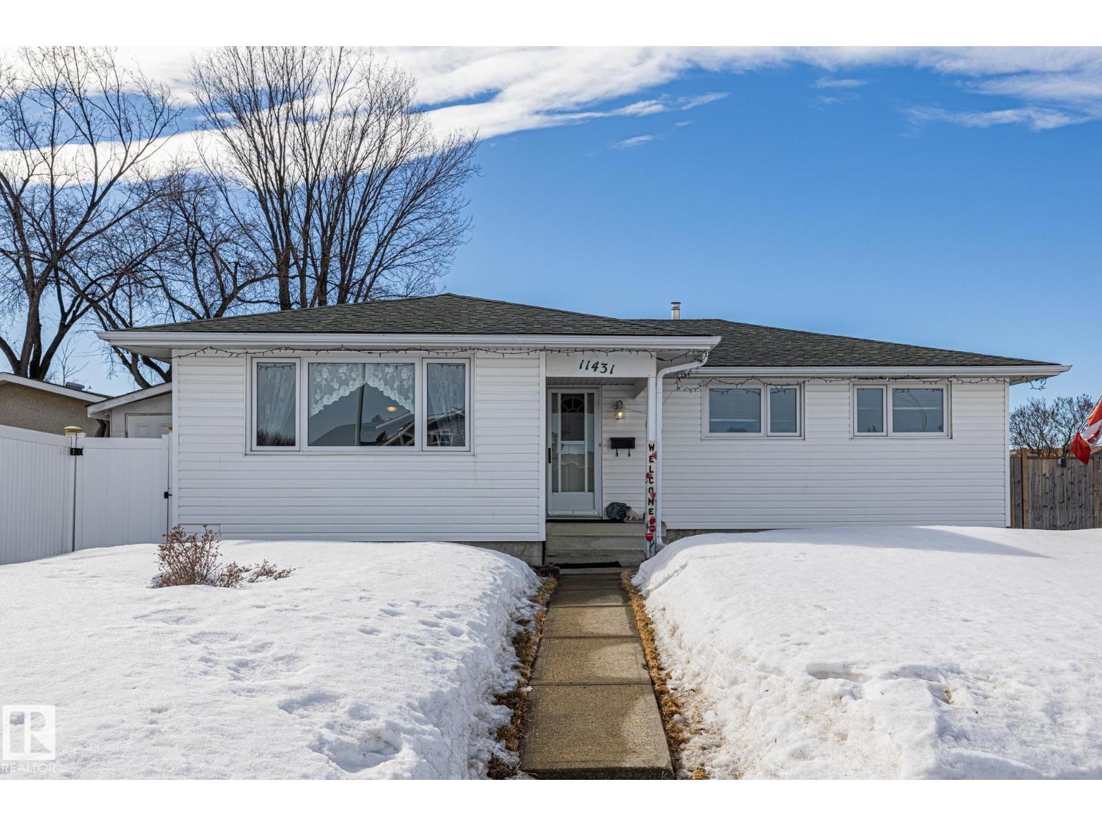 11431 149 Avenue NW, Edmonton, AB, T5X1B9