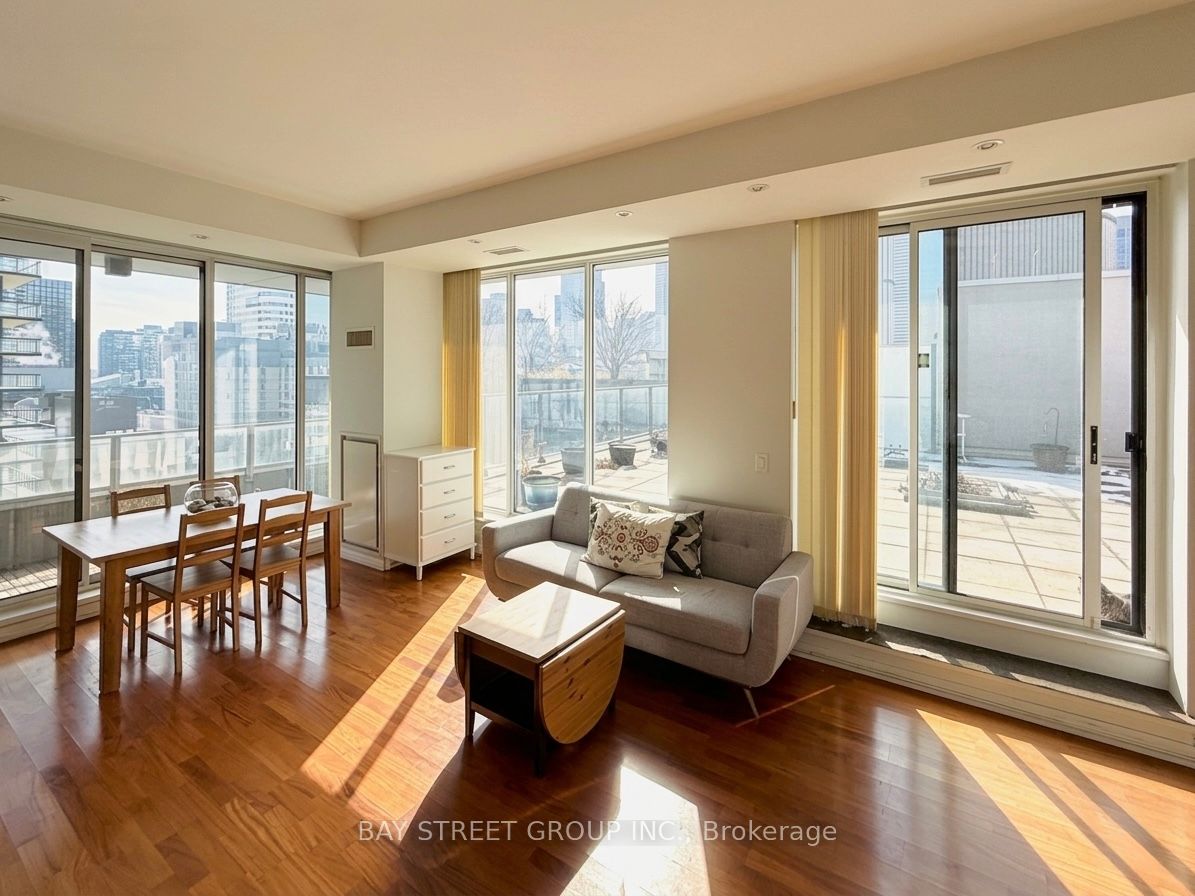 Additional image 4 of 1902-111 Elizabeth Street, Toronto, ON, M5G 1P7