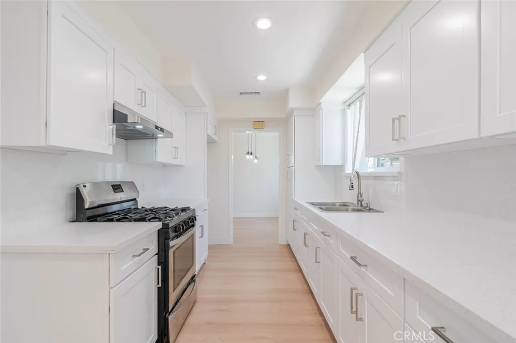 Additional image 6 of 11246 Saticoy Street, Sun Valley, CA 91352