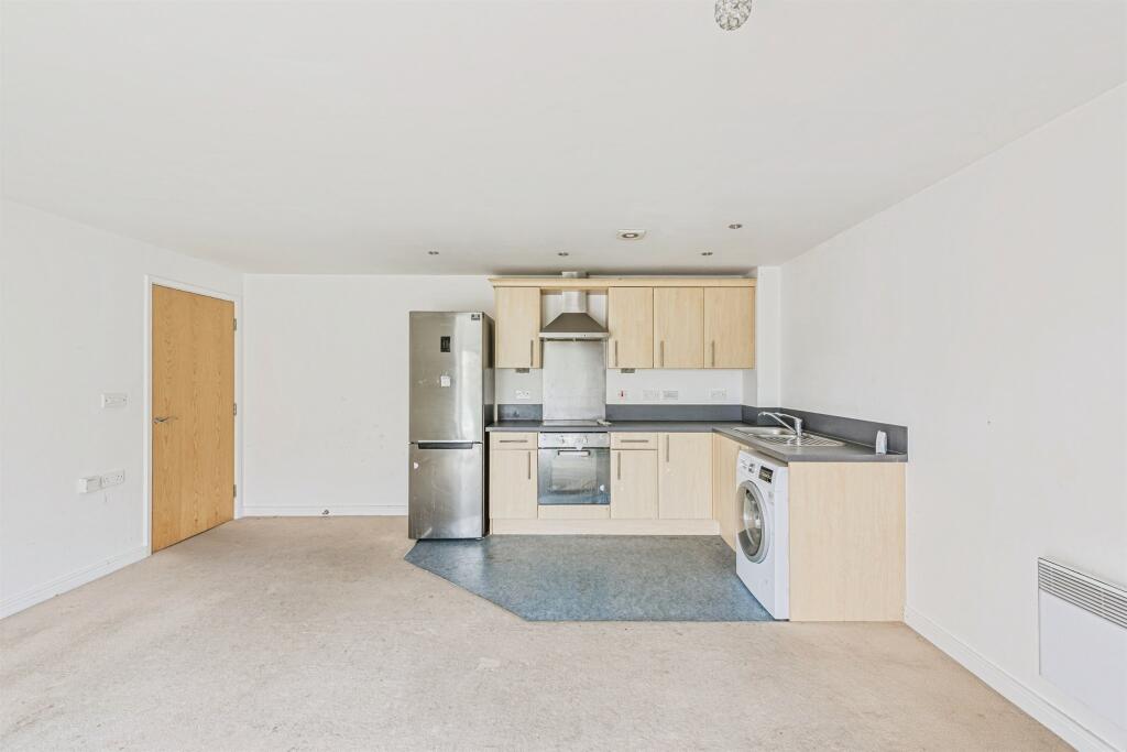 Additional image 5 of Streetly Road, Birmingham