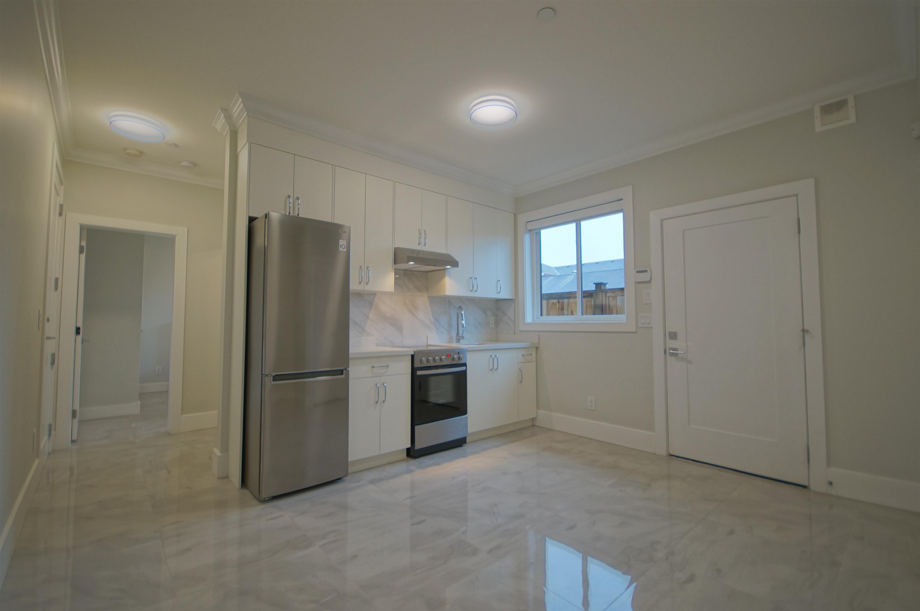 Additional image 3 of Ground - 7758 Armstrong Street