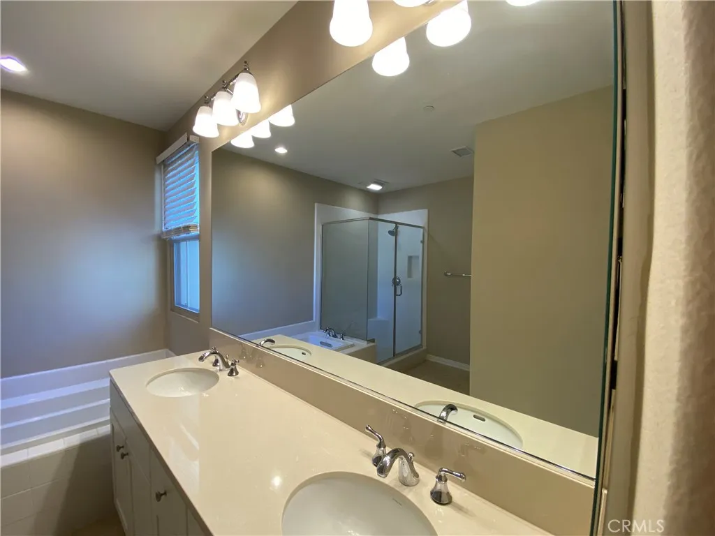 Additional image 31 of 219 Overbrook, Irvine, CA 92620