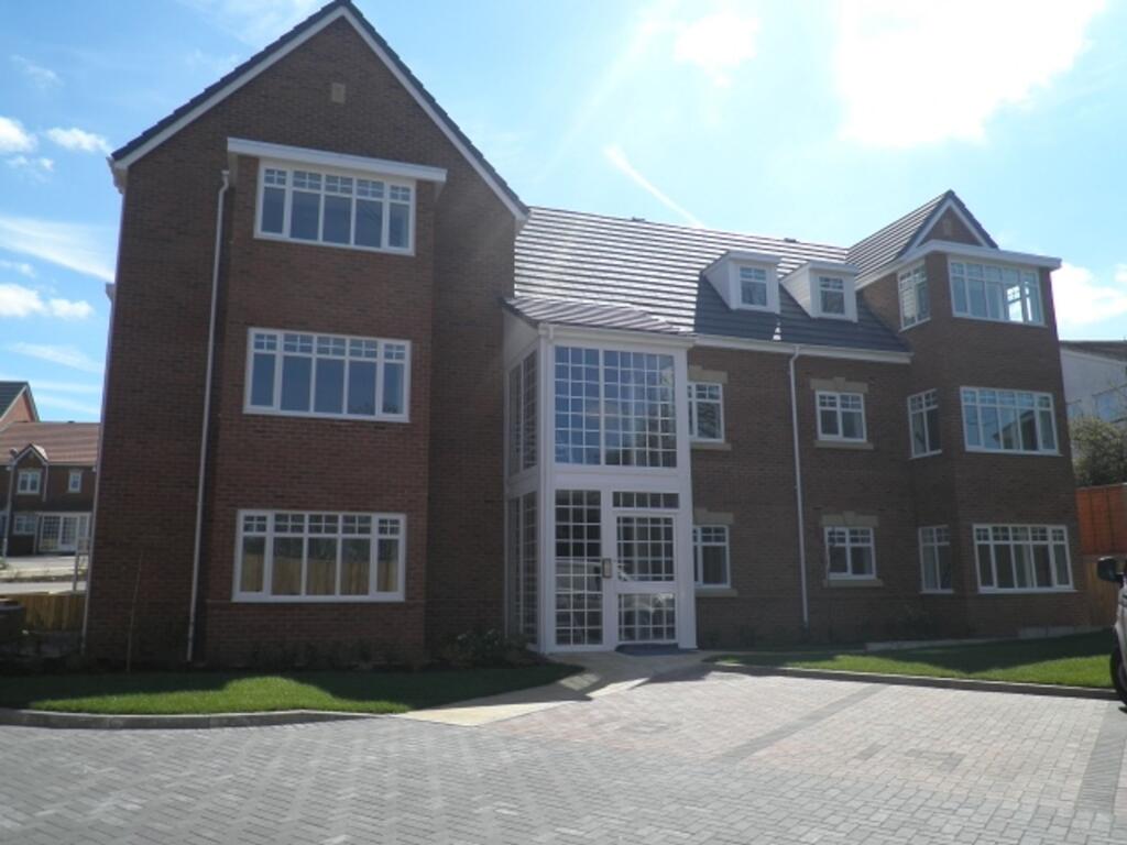 Amie Lane, Great Barr, B43