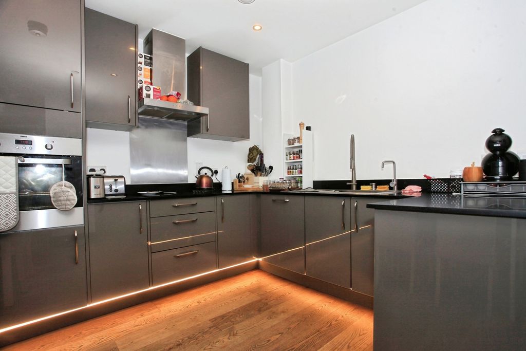 Additional image 5 of 2 bed flat for saleEast Station Road, Fletton Quays, Peterborough, Cambridgeshire PE2