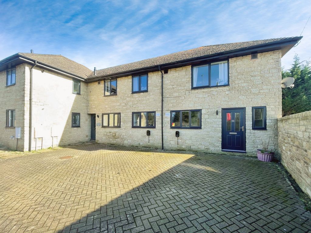 2 bed flat for sale1 Woodstock Road East, Begbroke OX5