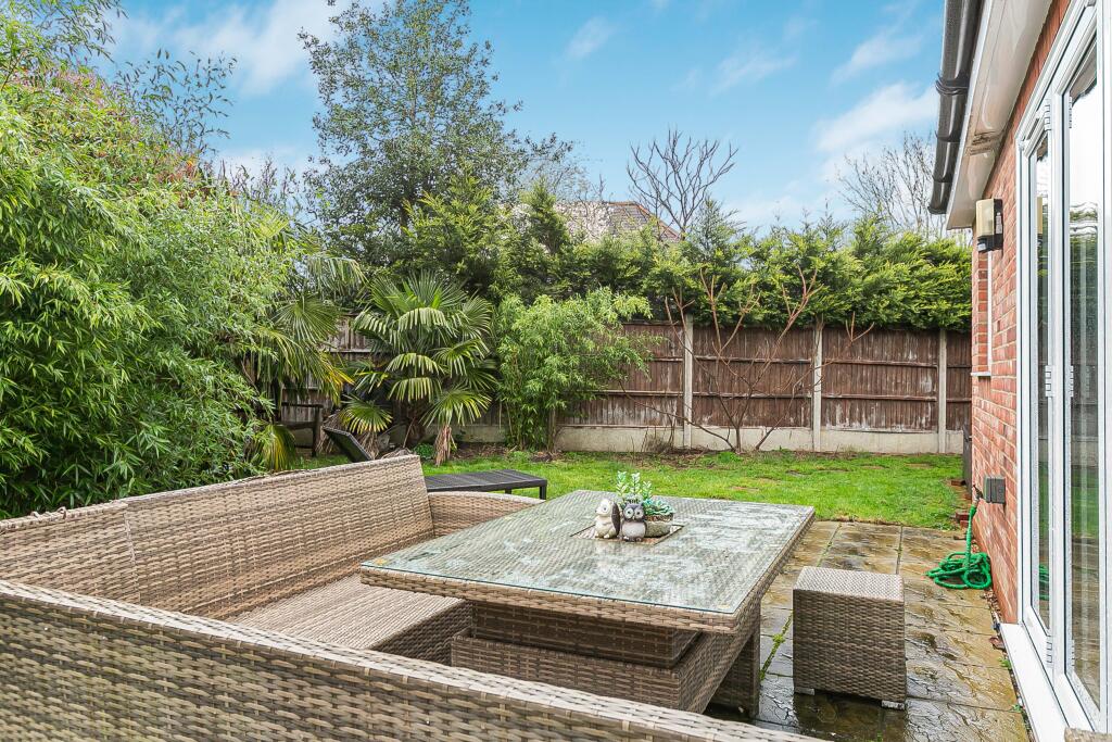 Additional image 18 of Maplefield, Park Street, St Albans, AL2