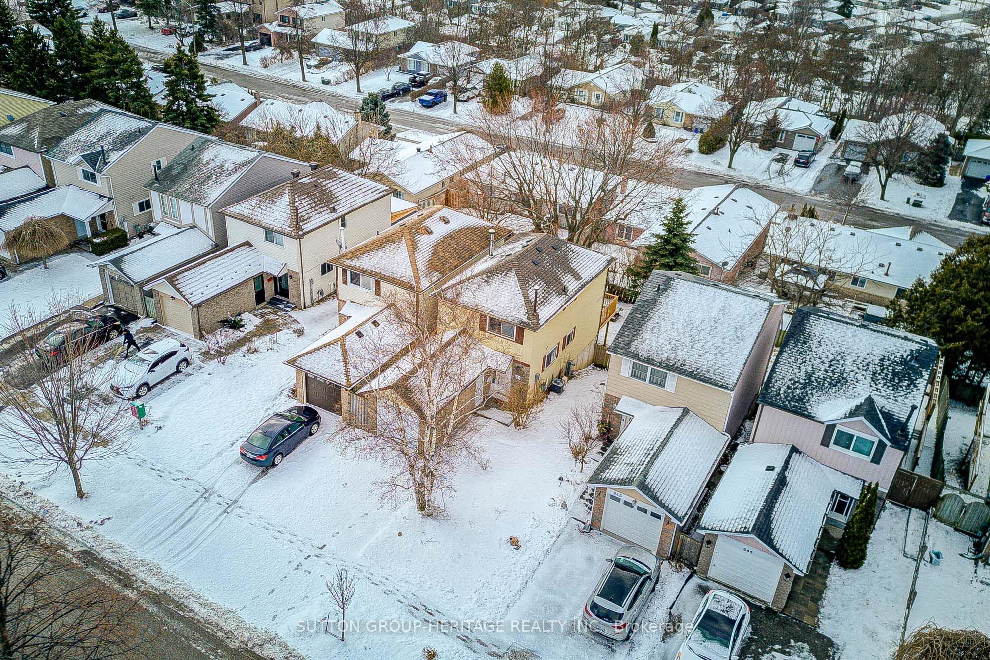 Additional image 4 of 639 Down Crescent, Oshawa, ON, L1H 7X9