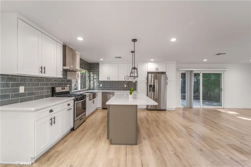 Additional image 14 of 6222 Wynne Ave, Tarzana, CA 91335