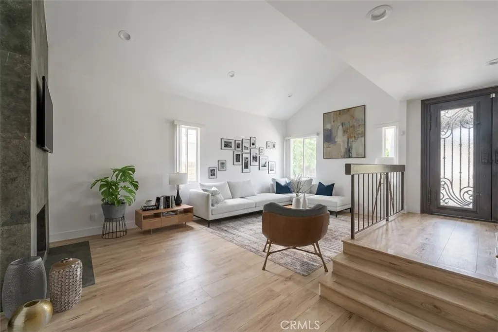 Additional image 40 of 6222 Wynne Ave, Tarzana, CA 91335