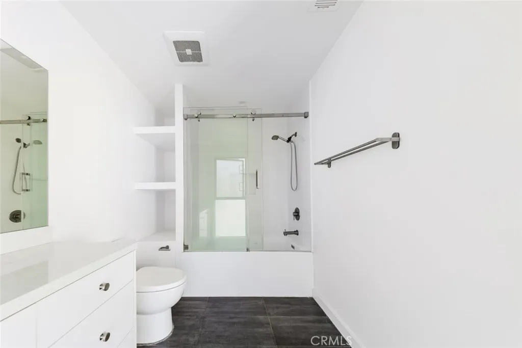 Additional image 47 of 534 E San Jose Avenue, Burbank, CA 91501