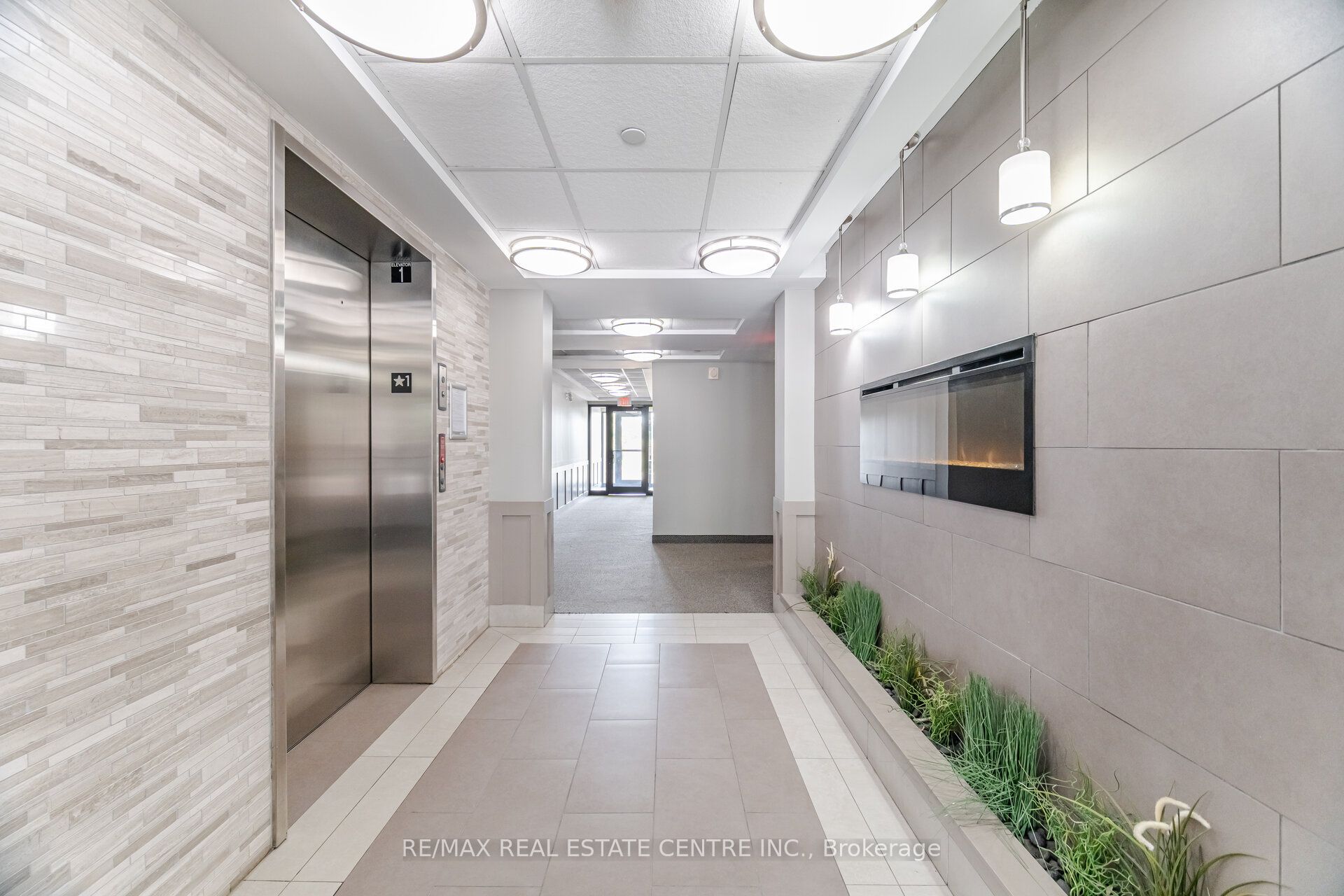 Additional image 3 of 203-1005 Nadalin Heights, Milton, ON, L9T 8R4