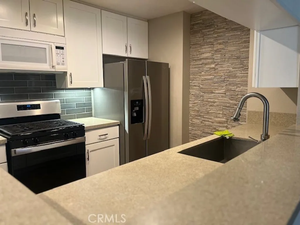 Additional image 7 of 74606 Driftwood Dr Unit 4, Palm Desert, CA 92260