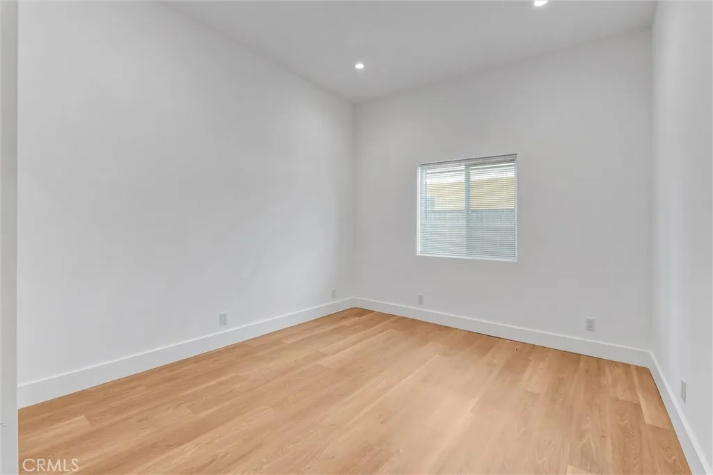 Additional image 13 of 18223 Chatsworth St, Northridge, CA 91326