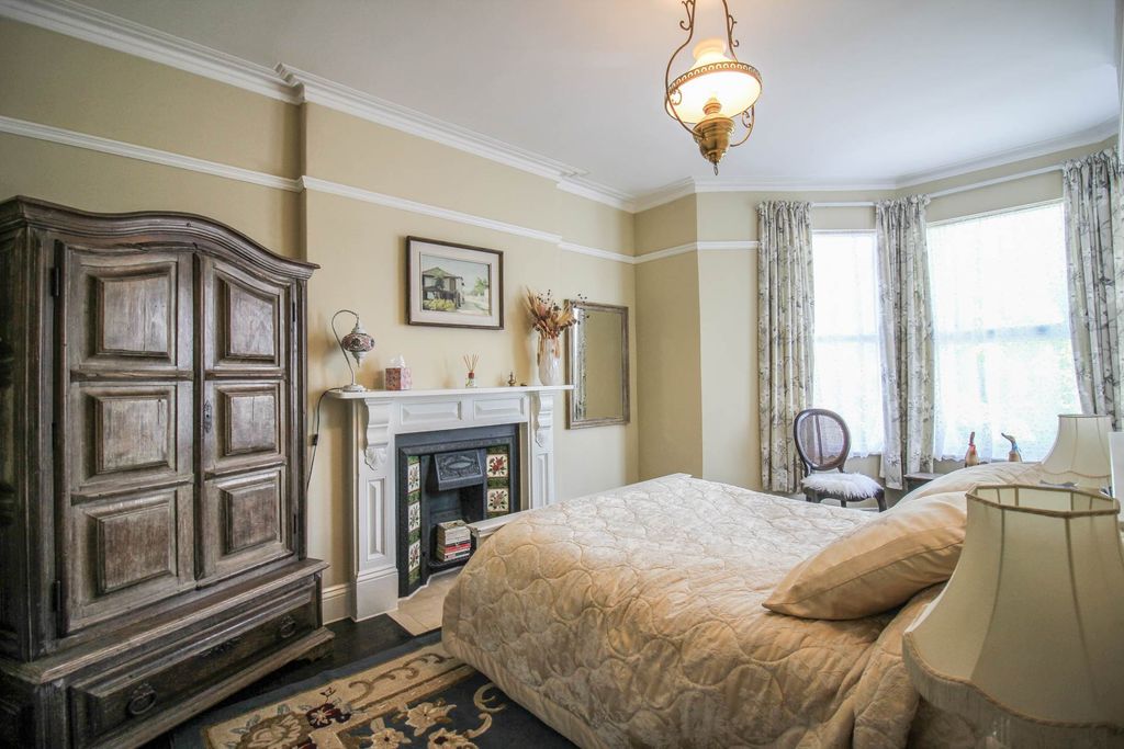 Additional image 21 of 4 bed semi-detached house for saleSevern Road, Weston-Super-Mare BS23
