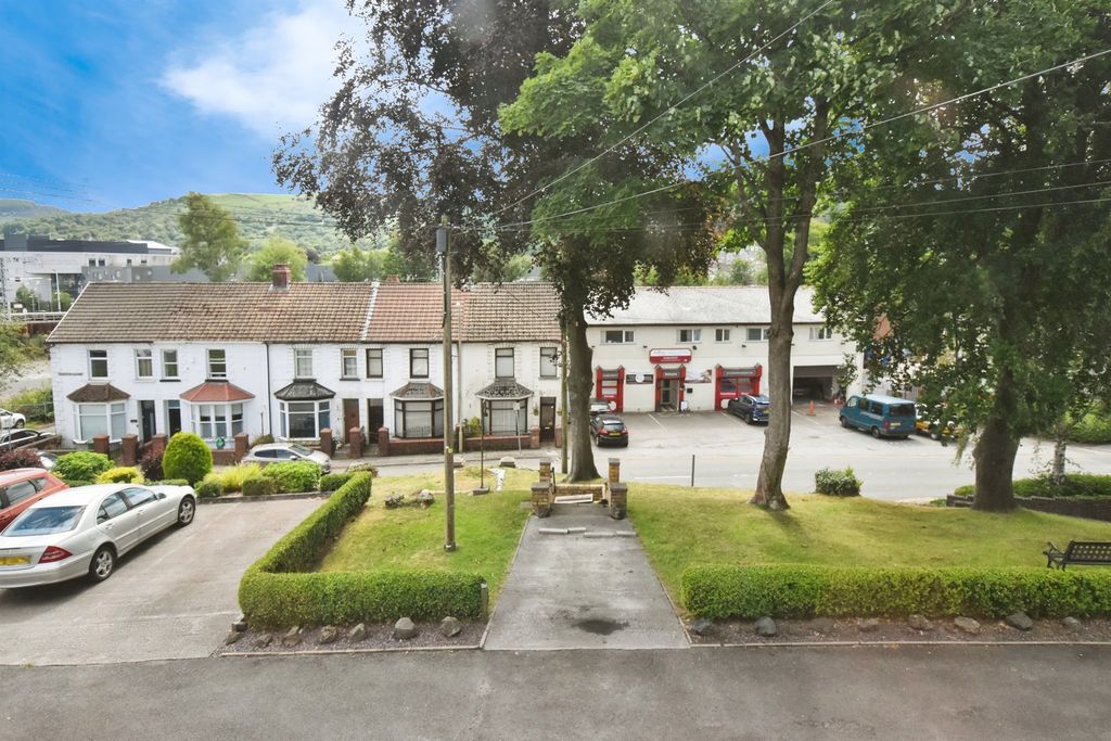 Additional image 4 of 1 bed flat for saleCwmbach Road, Aberdare CF44