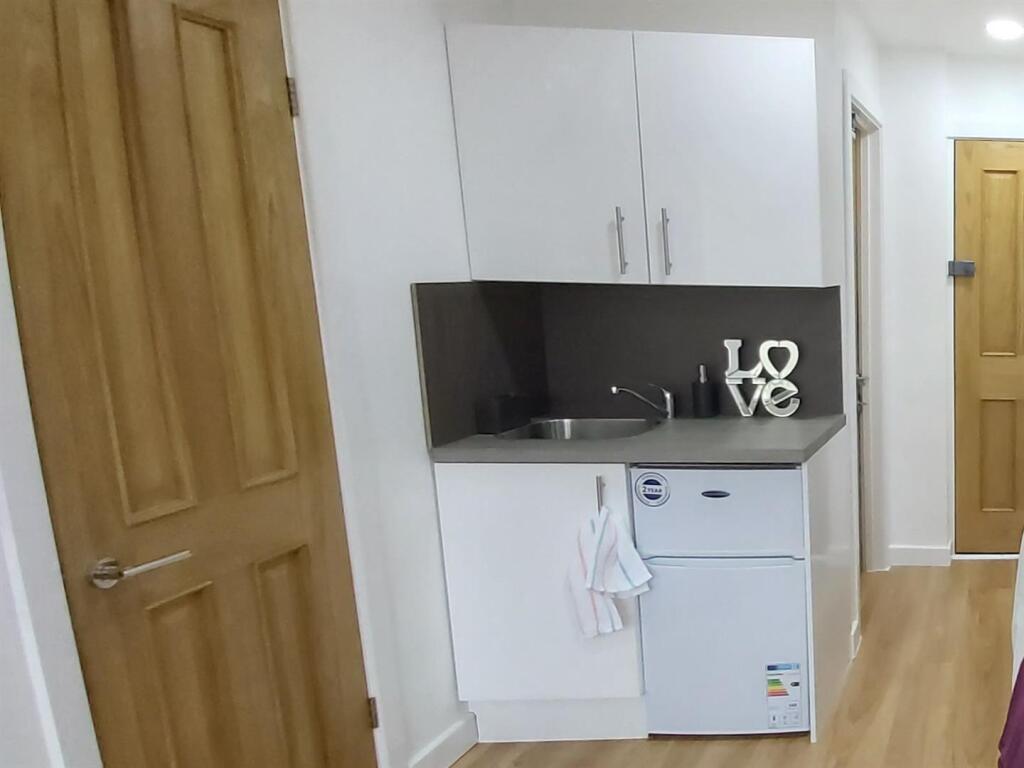 Additional image 5 of North Road