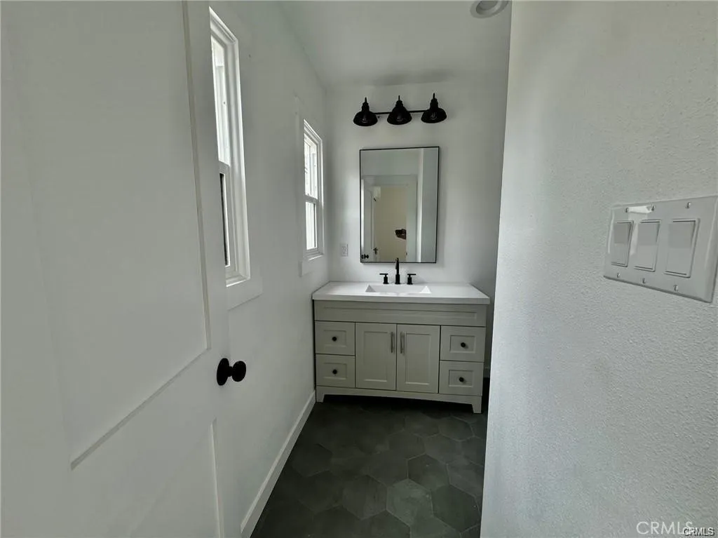 Additional image 16 of 108 S Guadalupe Ave Unit B, Redondo Beach, CA 90277